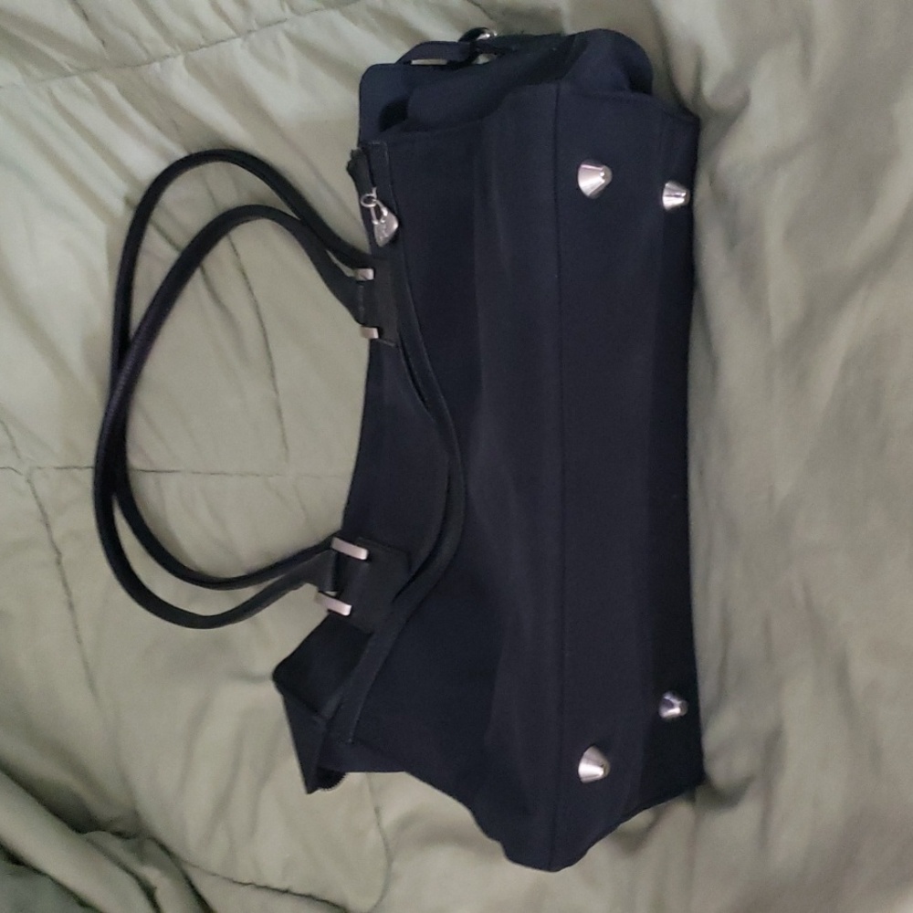 Black Nylon purse 😍